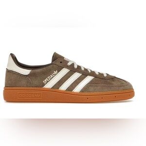 Womens’s adidas Handball Spezial
Earth Strata Gum